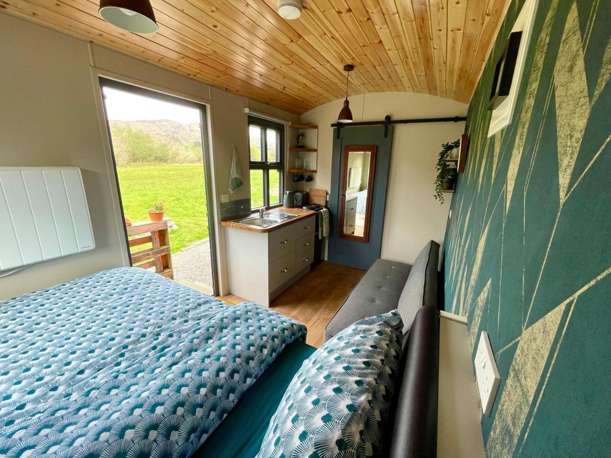 Stepping Stones Glamping Little Red Hotel Bantry Exterior photo